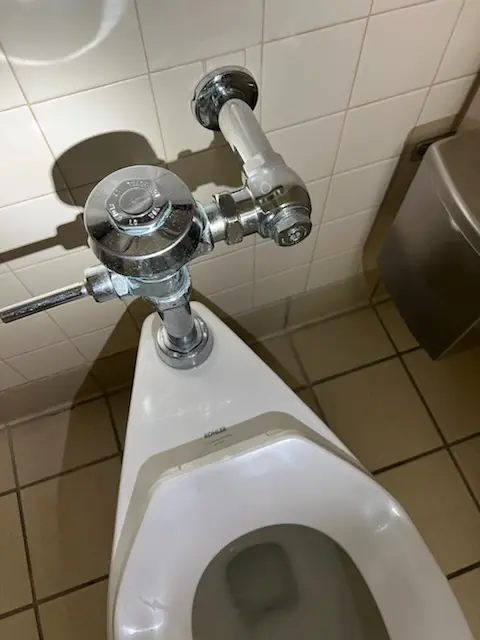 Fixture installation and repair for Hydro Jetting in Progress